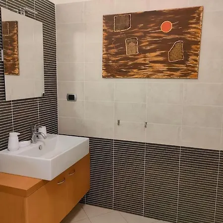 Kiara Apt Trastevere Lägenhet *