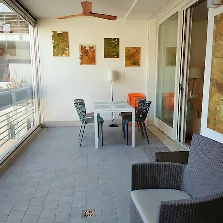 Kiara Apt Trastevere Lägenhet *